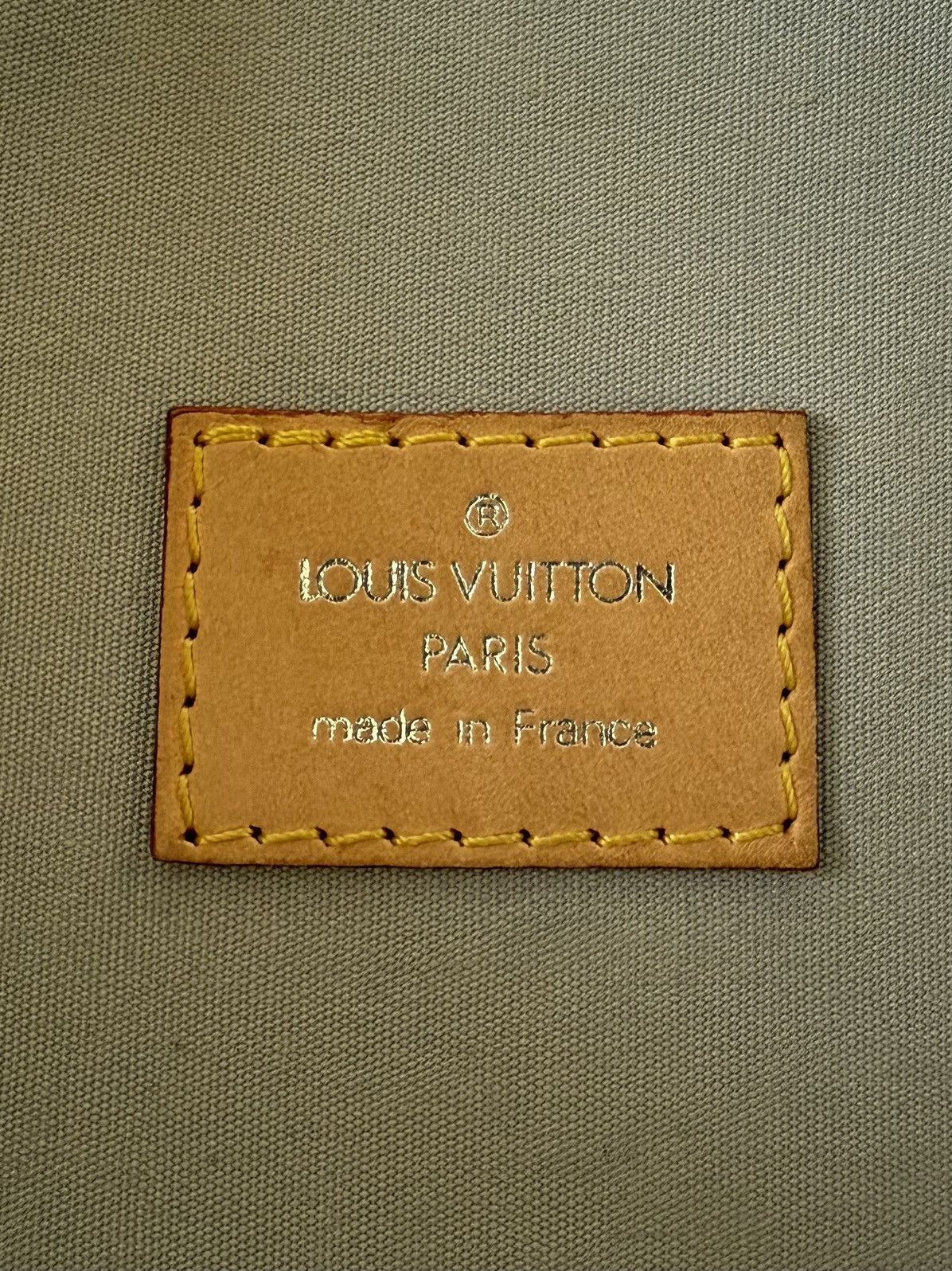 Louis Vuitton Louis Vuitton Limited Silver Monogram Miroir Speedy 30 Bag Size ONE SIZE - 13 Thumbnail