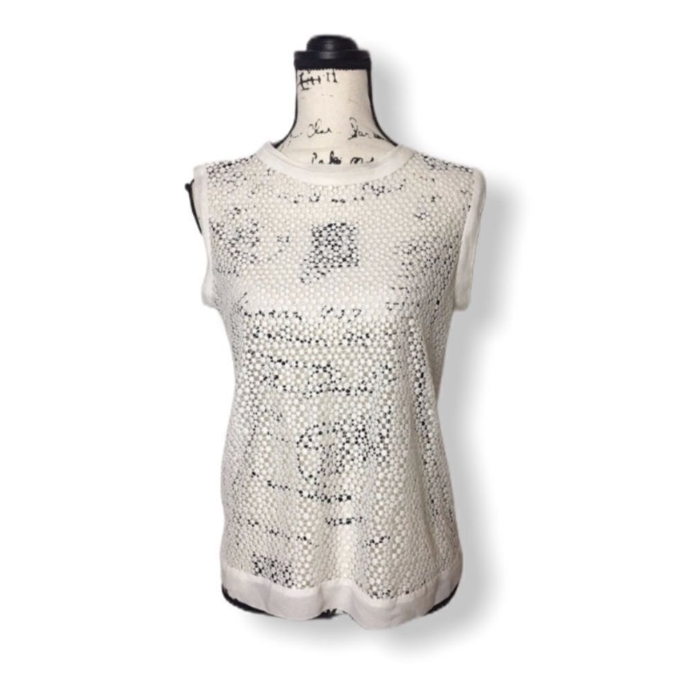 Zara Zara White Sleeveless Textured Sheer Blouse | Size S Size S / US 4 / IT 40 - 1 Thumbnail