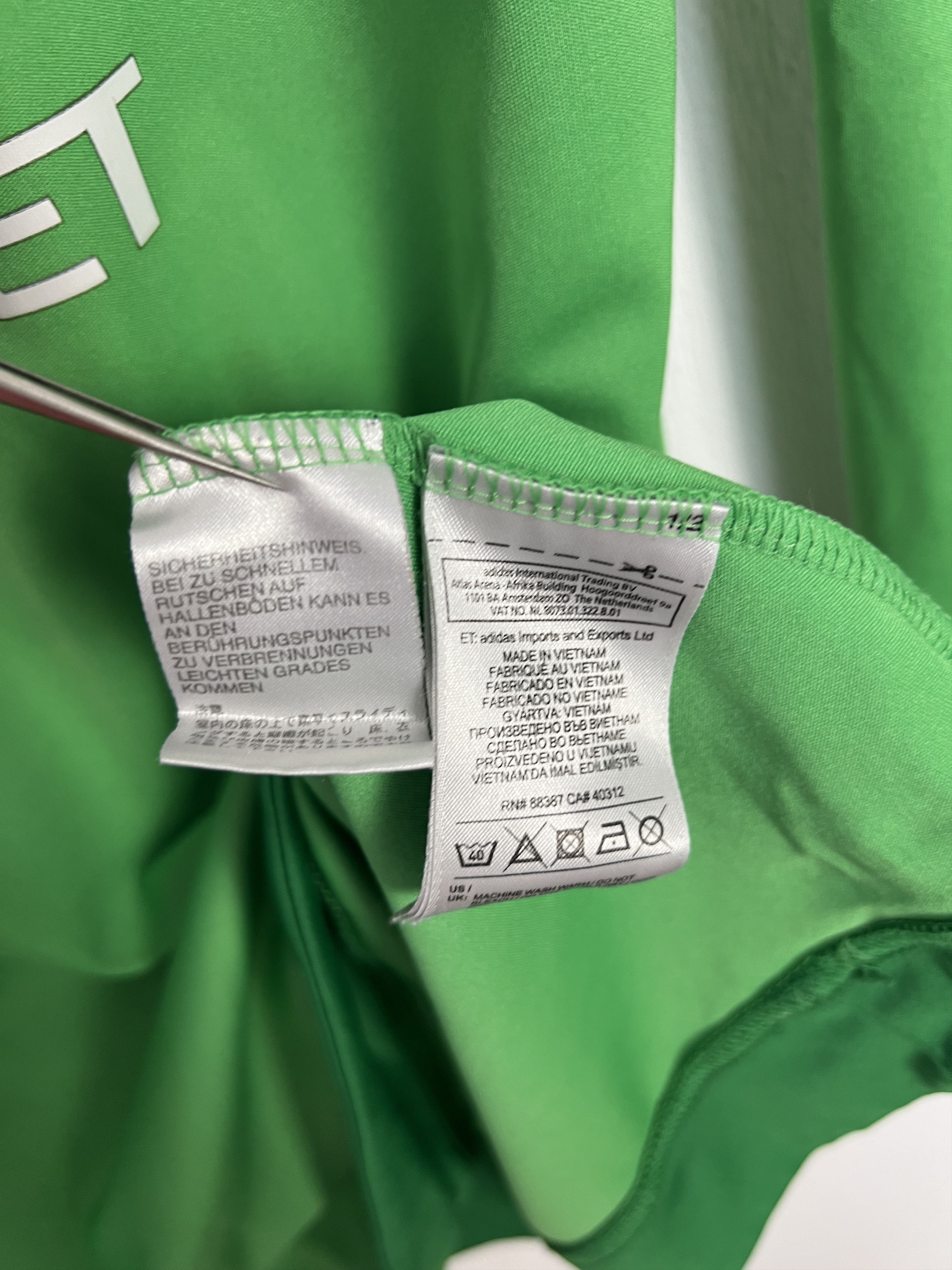 Adidas Manchester United Goalkeeper football shirt 2015 Adidas Size US S / EU 44-46 / 1 - 13 Thumbnail
