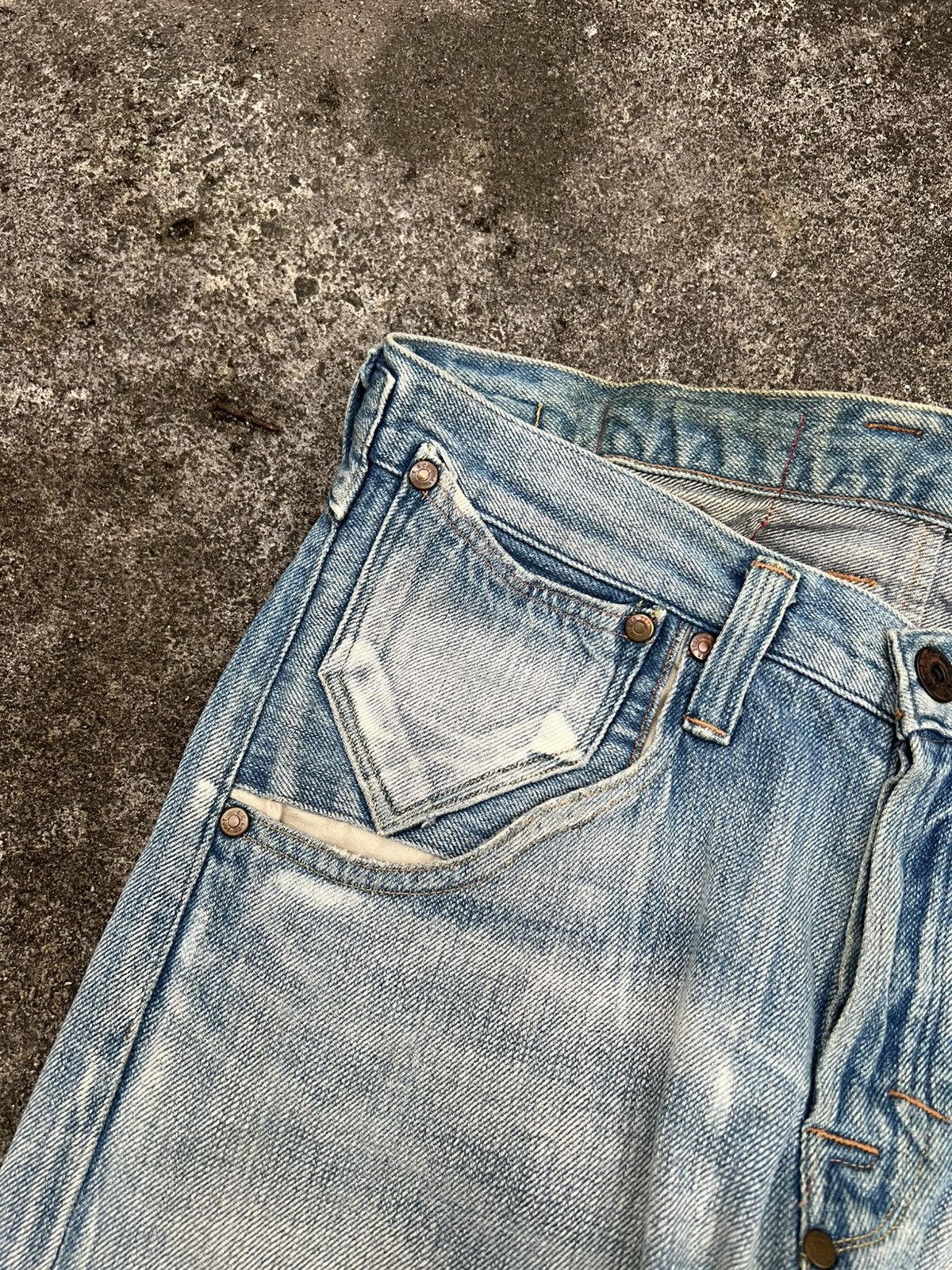 Levi's × Levi's Vintage Clothing VINTAGE LEVIS RED BUTTON NO.7 SELVEDGE DISTRESS JEAN Size US 30 / EU 46 - 6 Thumbnail