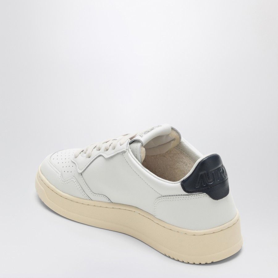 o1d2blof0824 Low-Top Trainers in White