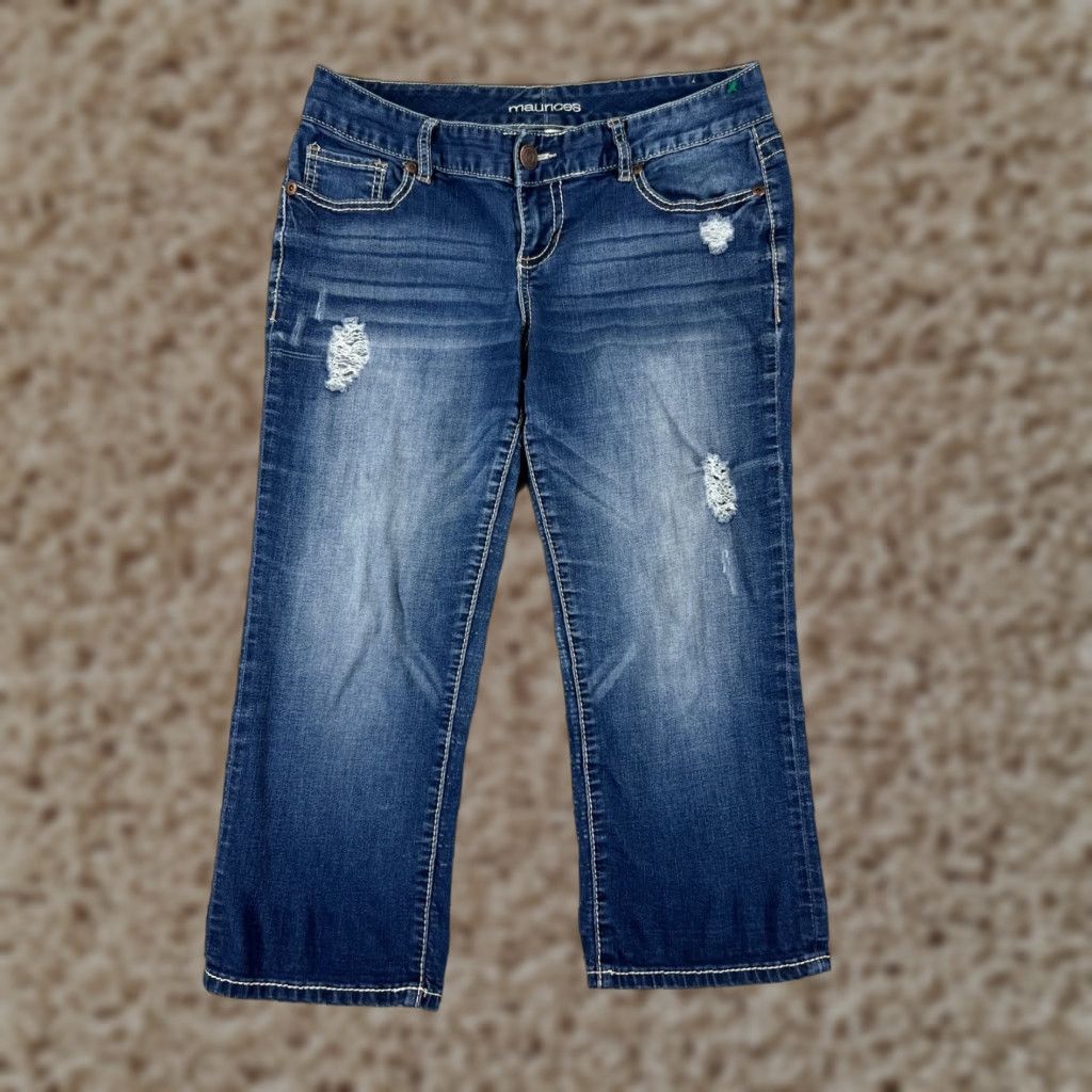 Vintage Maurices Womens Jeans Capri 9 Blue Denim Distressed Embellished Low Rise 5-Pocket Regular Size 30" / US 8 / IT 44 - 1 Thumbnail