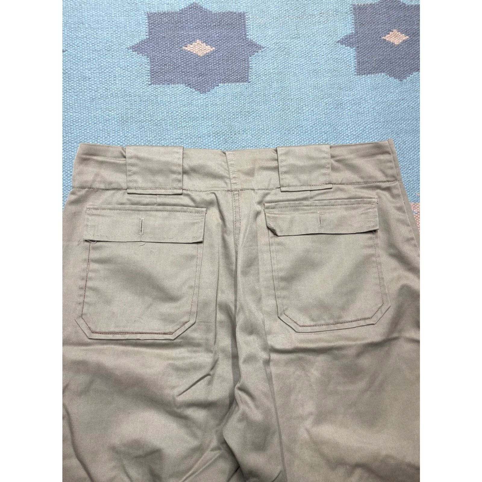Vintage VINTAGE 1970s Bush Pocket Pants Chino Beige Khaki Wide Leg Zip 33x28 Mens Trousers Size US 33 - 7 Thumbnail