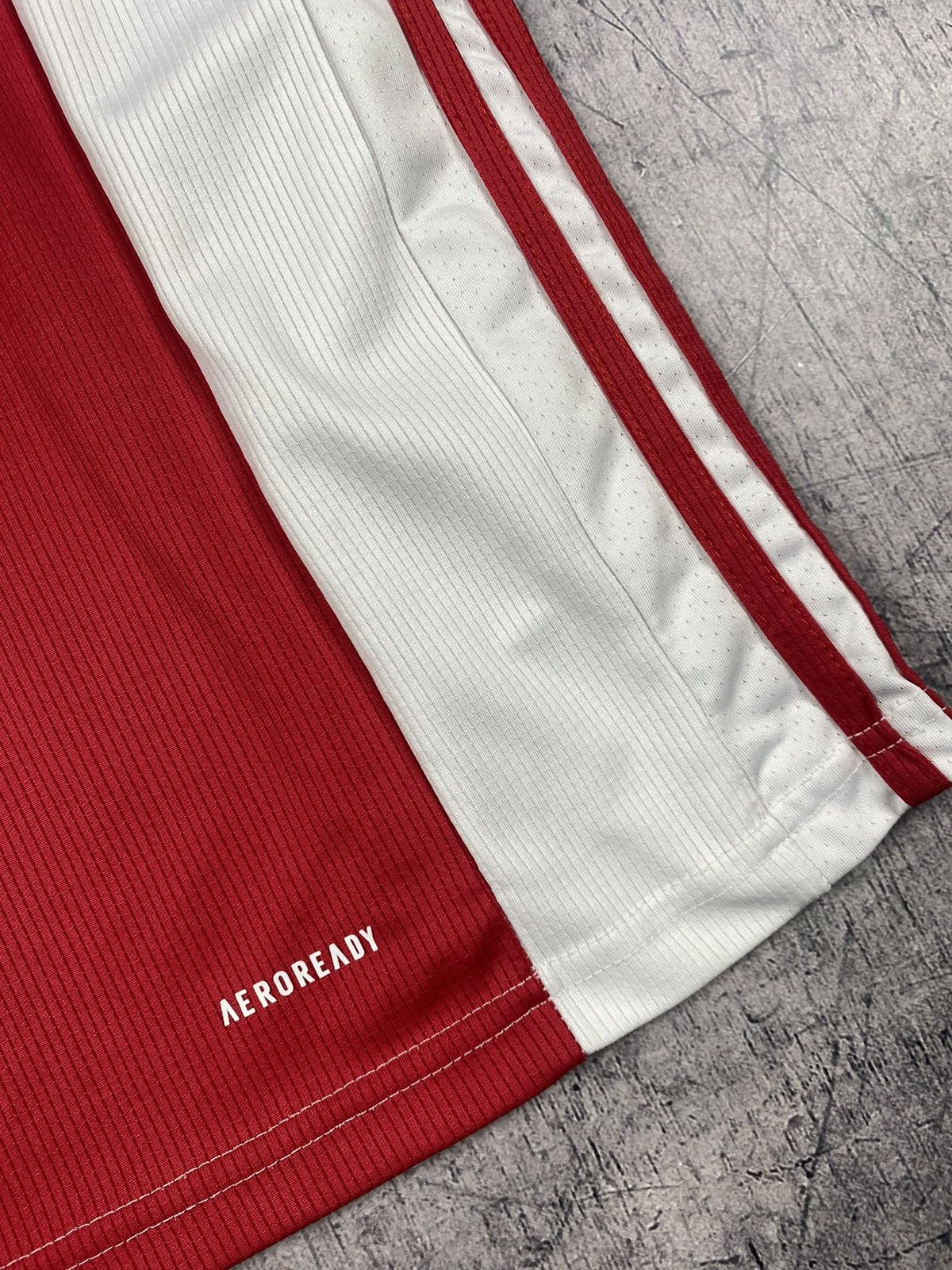 Adidas Adidas Ajax Soccer Jersey Tee T Shirt Size US M / EU 48-50 / 2 - 8 Thumbnail