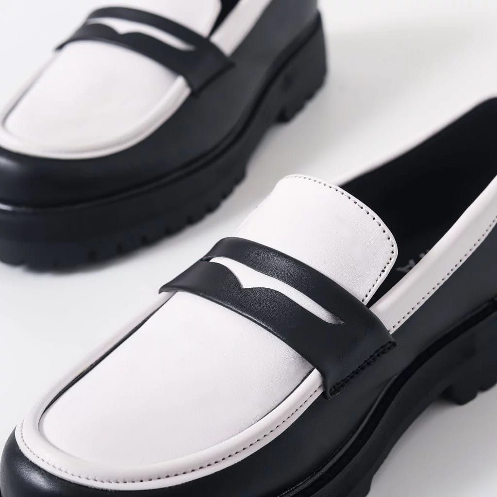Designer Johnston Black White Loafer Size US 10 / EU 43 - 3 Thumbnail