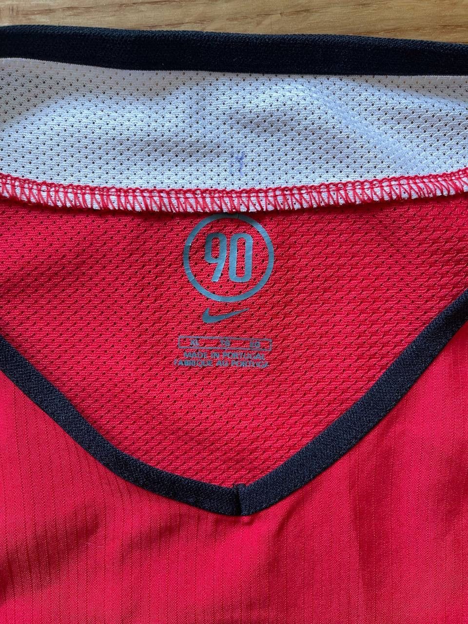 Nike Manchester United Nike 2004-06 Home Football Shirt Mens XL Size US XL / EU 56 / 4 - 5 Thumbnail