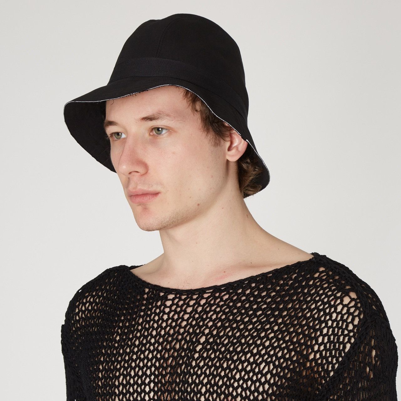 Isabel Benenato Isabel Benenato Asymmetrical Hat Size ONE SIZE - 2 Thumbnail