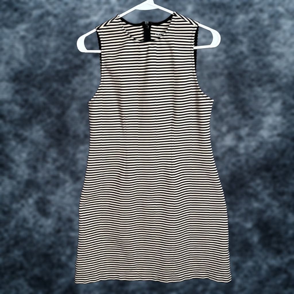 Everlane Everlane bell sleeve black mini dress size 4 | Grailed