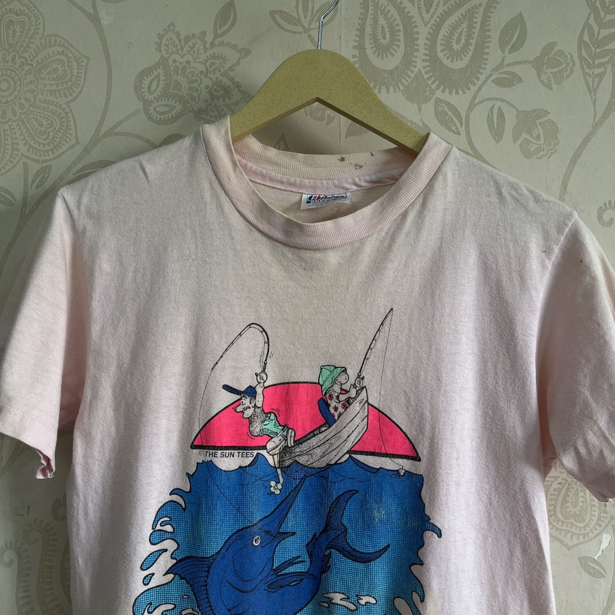 Hanes × Vintage Vintage 1980s Fish Guam Hanes Beefy Single Stitch TShirt Size US S / EU 44-46 / 1 - 19 Thumbnail
