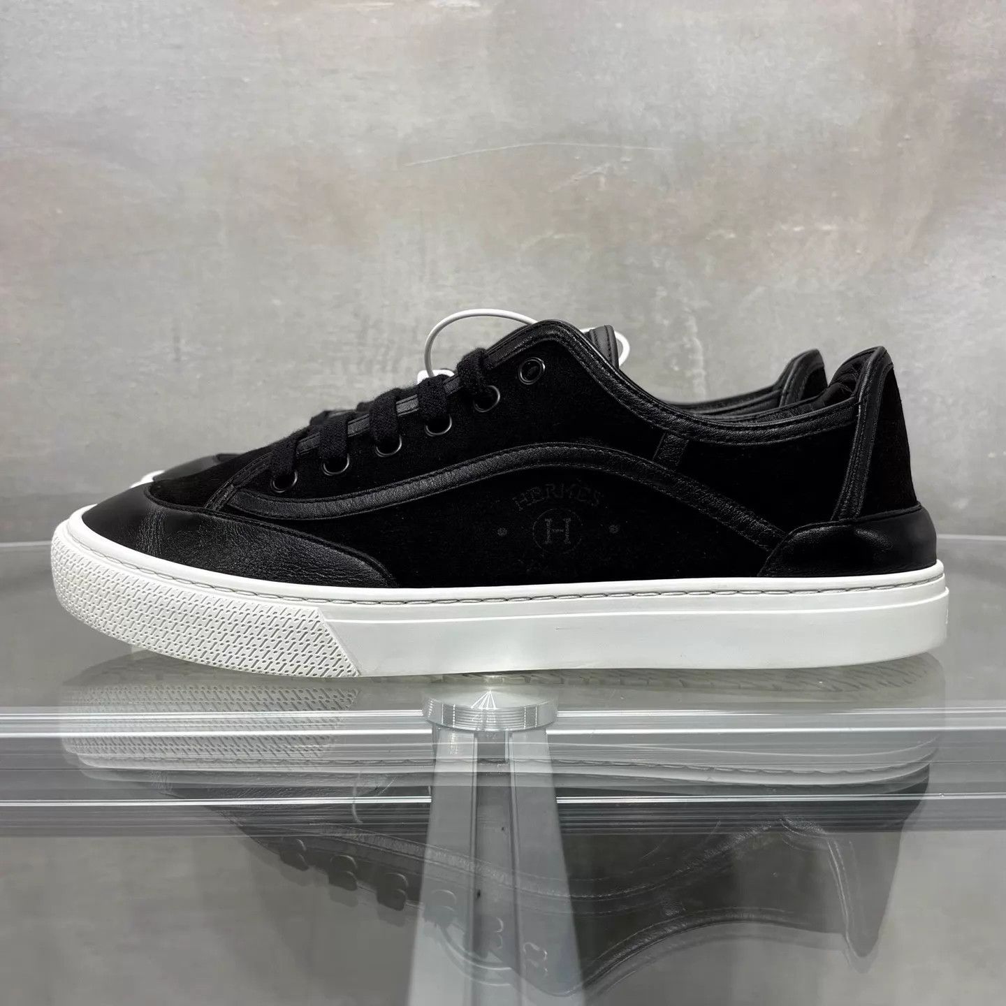 Hermes Hermes black casual sneaker 40.5 Size US 7.5 / EU 40-41 - 3 Thumbnail