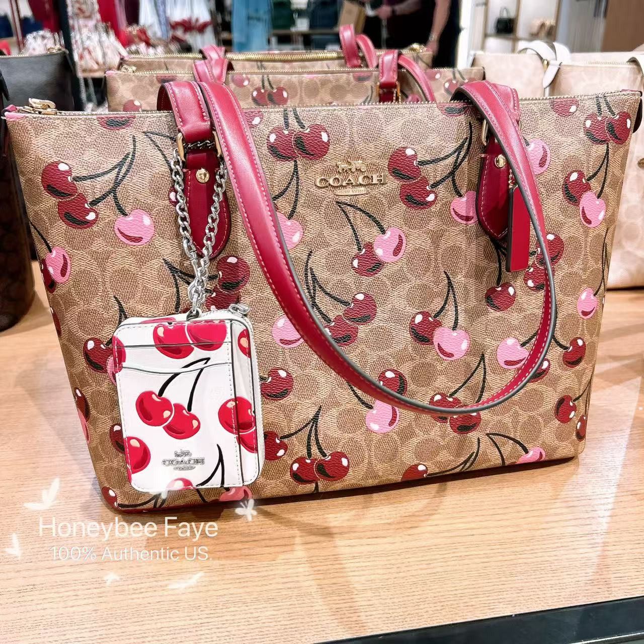 Coach NWT Coach Zip Card Case With Cherry Print CZ761 Size ONE SIZE - 7 Thumbnail