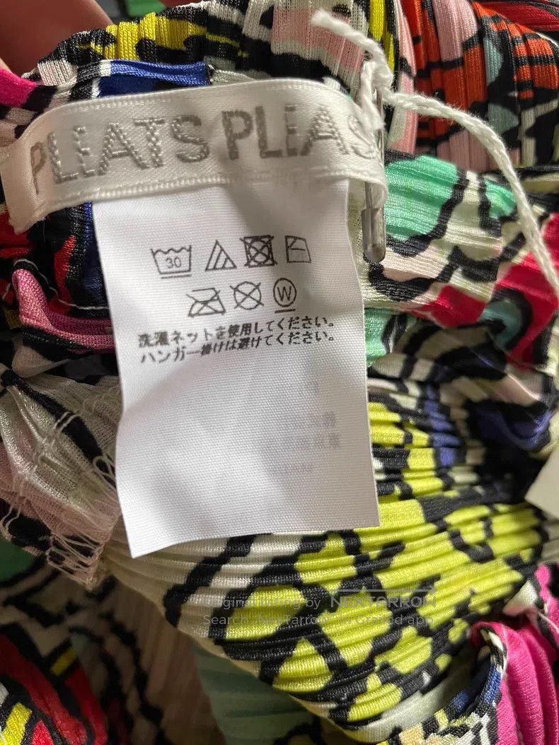 Issey Miyake Issey Miyake size:3 Graffiti Chicken Leg Pants Size 22" - 3 Thumbnail