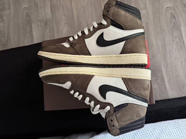 Size Jordan Retro OG x Travis Scott High Mocha