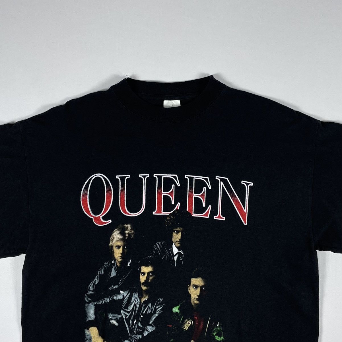 Vintage Vintage Queen Freddie Mercury tee show must go on Size US L / EU 52-54 / 3 - 3 Thumbnail
