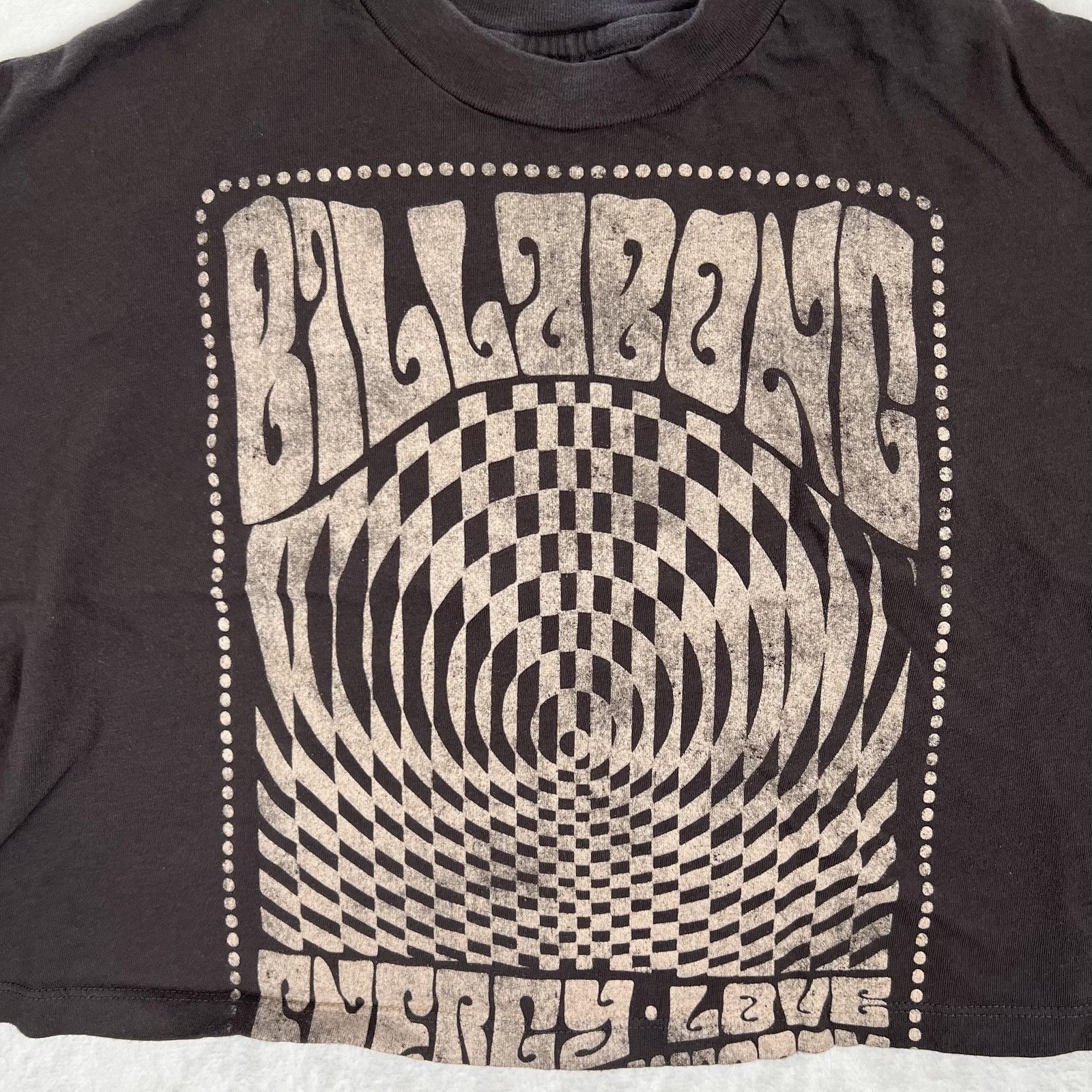 Billabong Billabong Shirt Womens XS Black Cropped Long Sleeve Graphic Size XS / US 0-2 / IT 36-38 - 2 Thumbnail