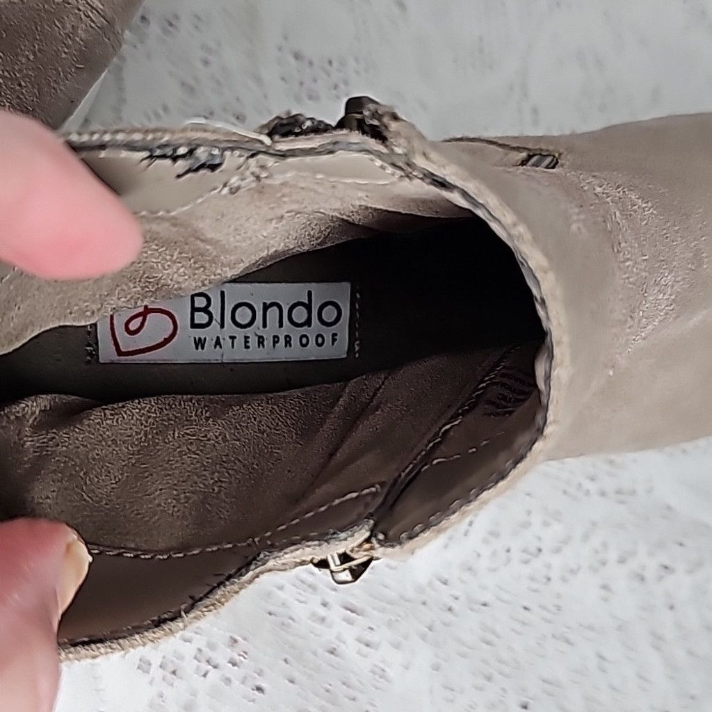 Blondo Blondo Giselle taupe waterproof zip up suede ankle boots 9 Size US 9 / IT 39 - 7 Thumbnail