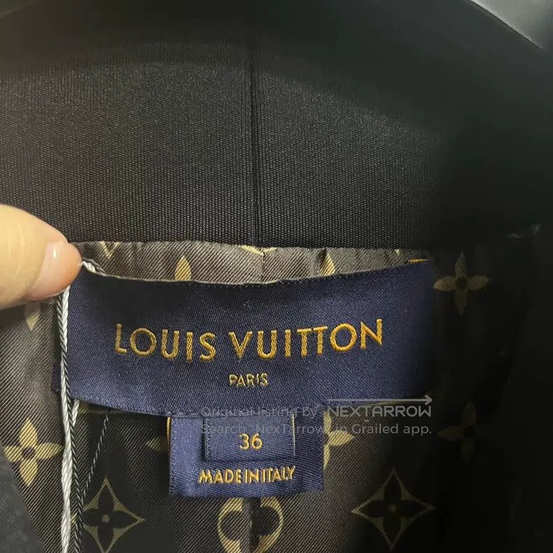 Louis Vuitton Louis Vuitton Black Solid Hooded Double Breasted Midi Coat Size XS / US 0-2 / IT 36-38 - 2 Thumbnail