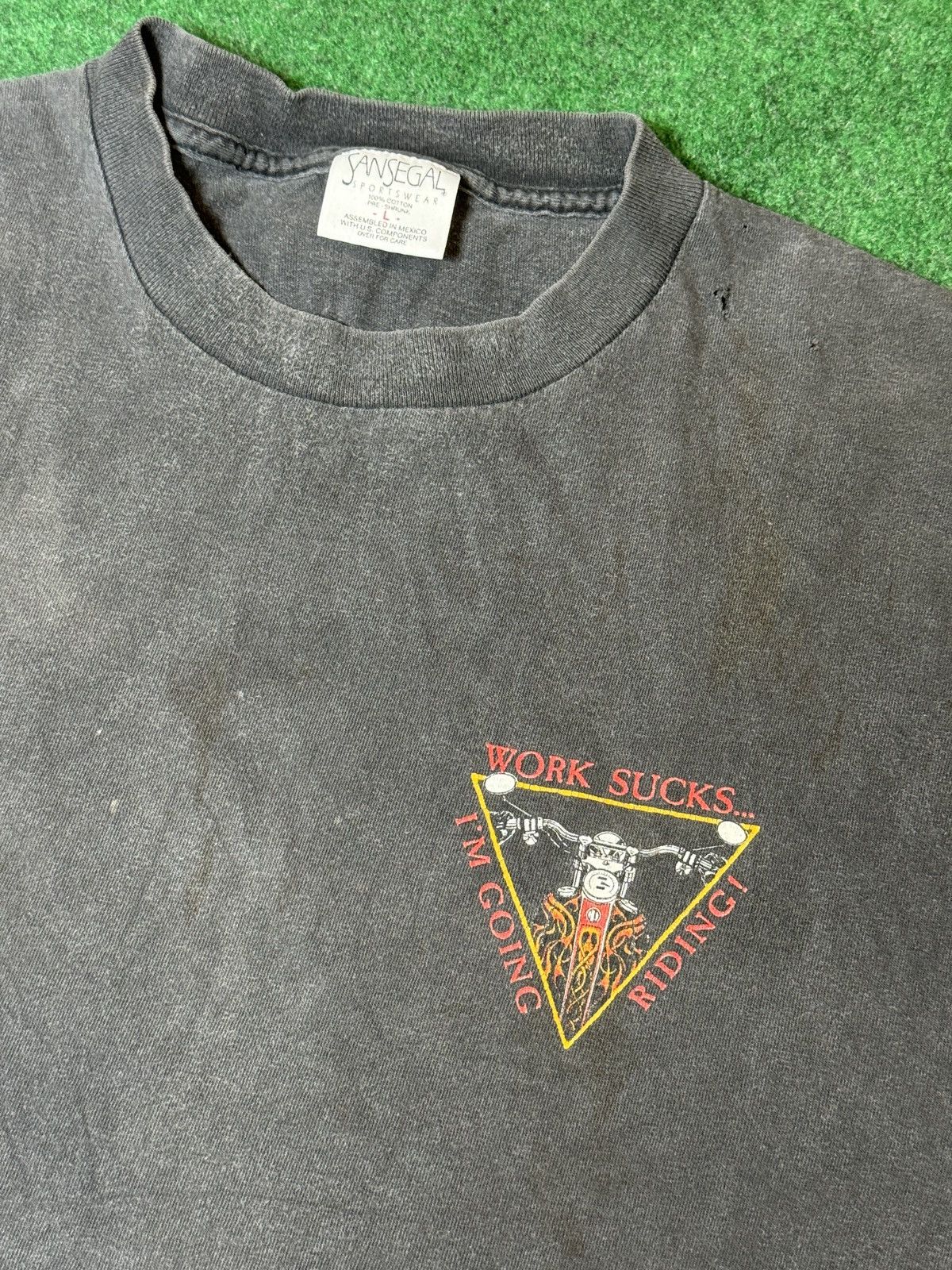 Harley Davidson × Vintage Vintage 90s Biker Work Sucks Going Riding 1999 Faded T Shirt Size US L / EU 52-54 / 3 - 4 Thumbnail