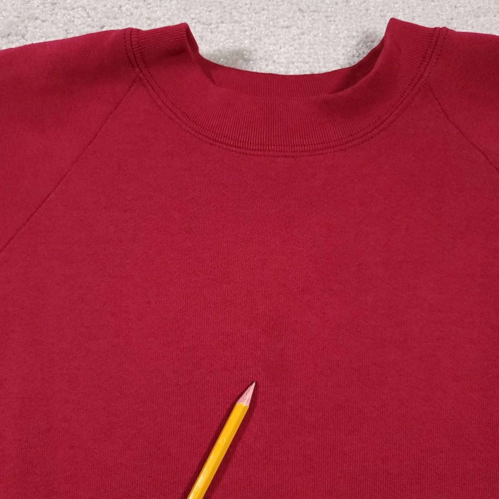 Fruit Of The Loom VINTAGE Fruit of the Loom Sweatshirt Crew Neck Long Sleeve XL Mens Pink USA Grunge 90s Fleecewear Raglan Sleeves Size US XL / EU 56 / 4 - 5 Thumbnail