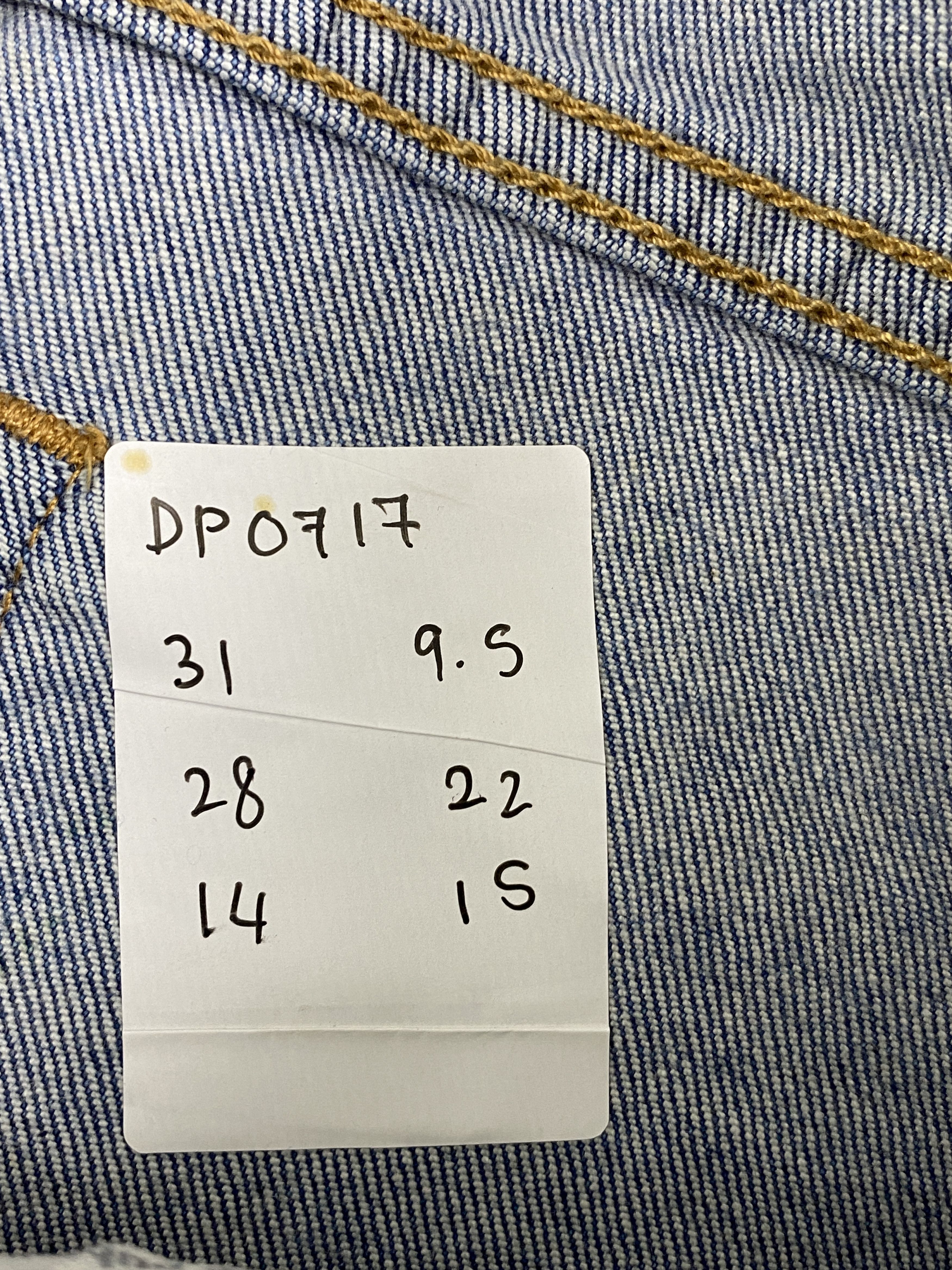 Levi's × Vintage Vintage Levis 541 Faded Blue Denim Jeans Size US 28 / EU 44 - 15 Thumbnail