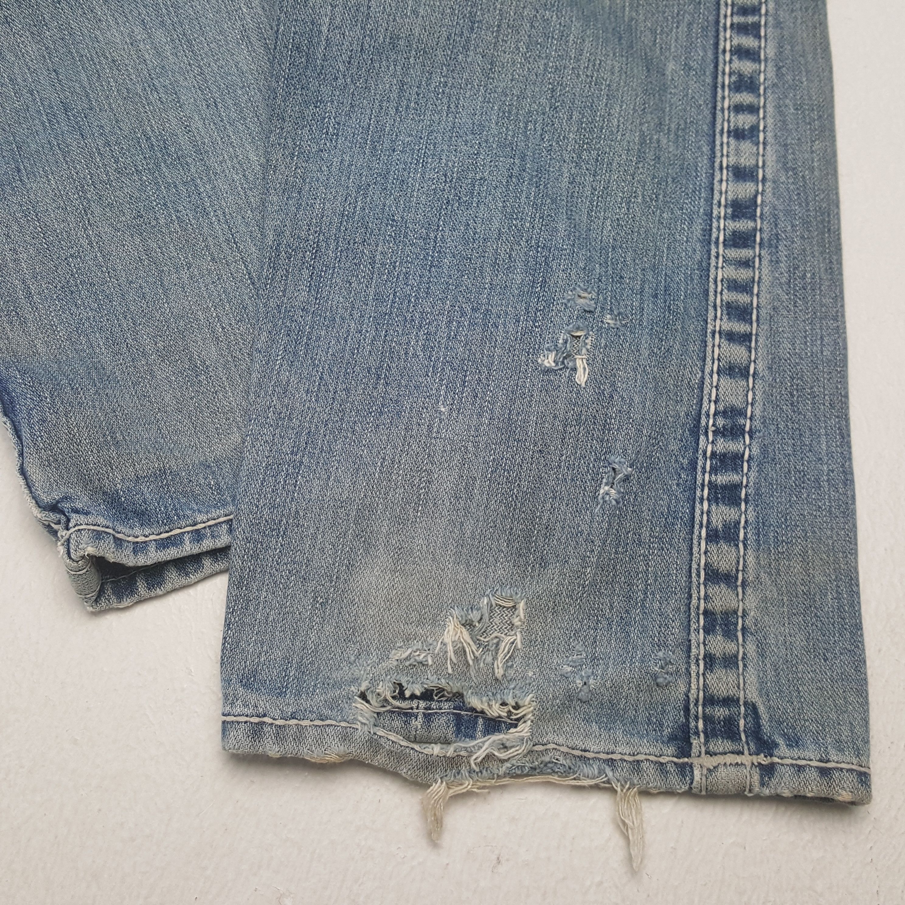 True Religion × Vintage Vintage True Religion American Brand Distressed Jeans Size US 33 - 7 Thumbnail