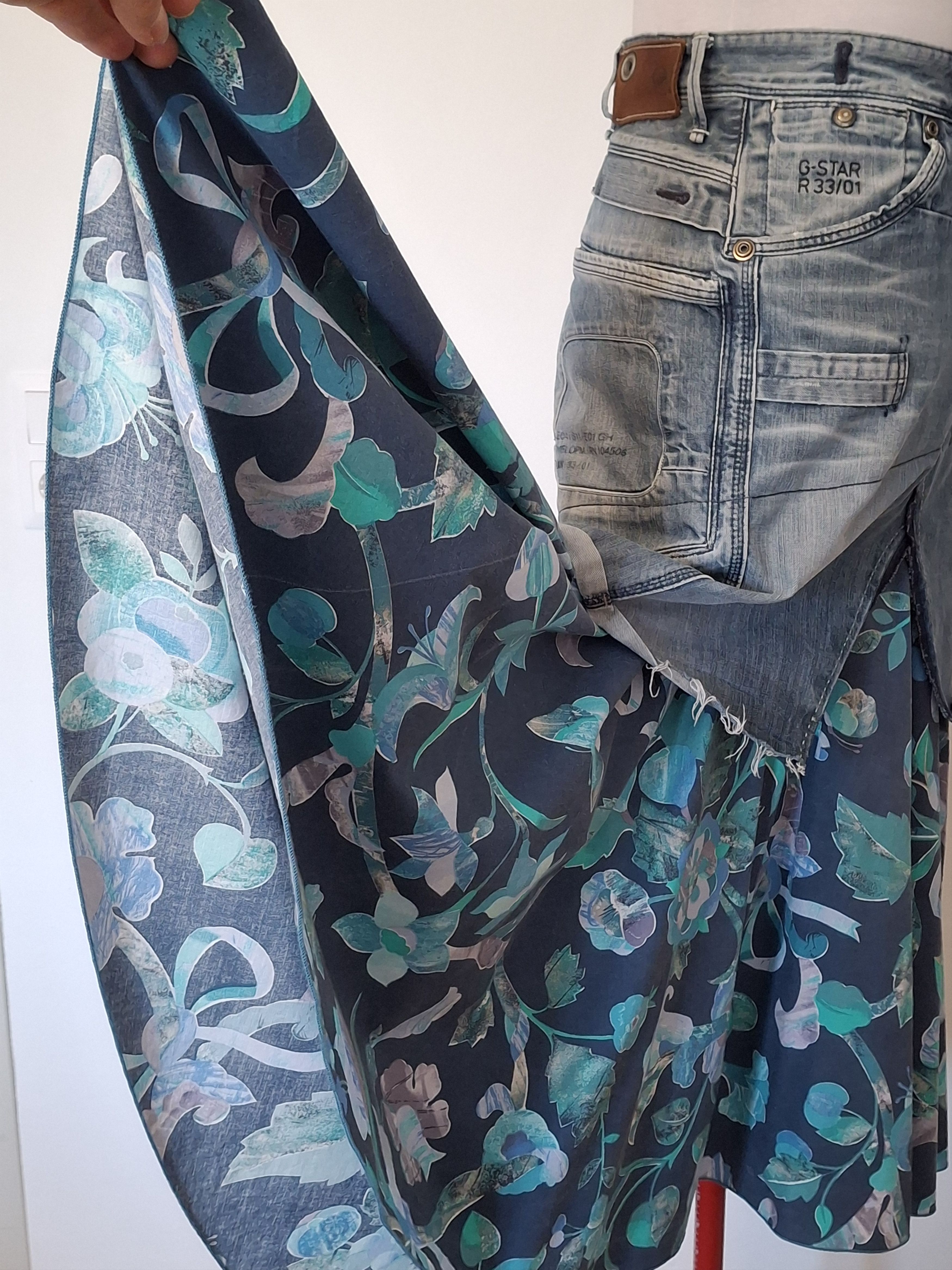 G-Star One of One Reworked G-Star Blue Denim Floral Skirt Size 33" - 8 Thumbnail
