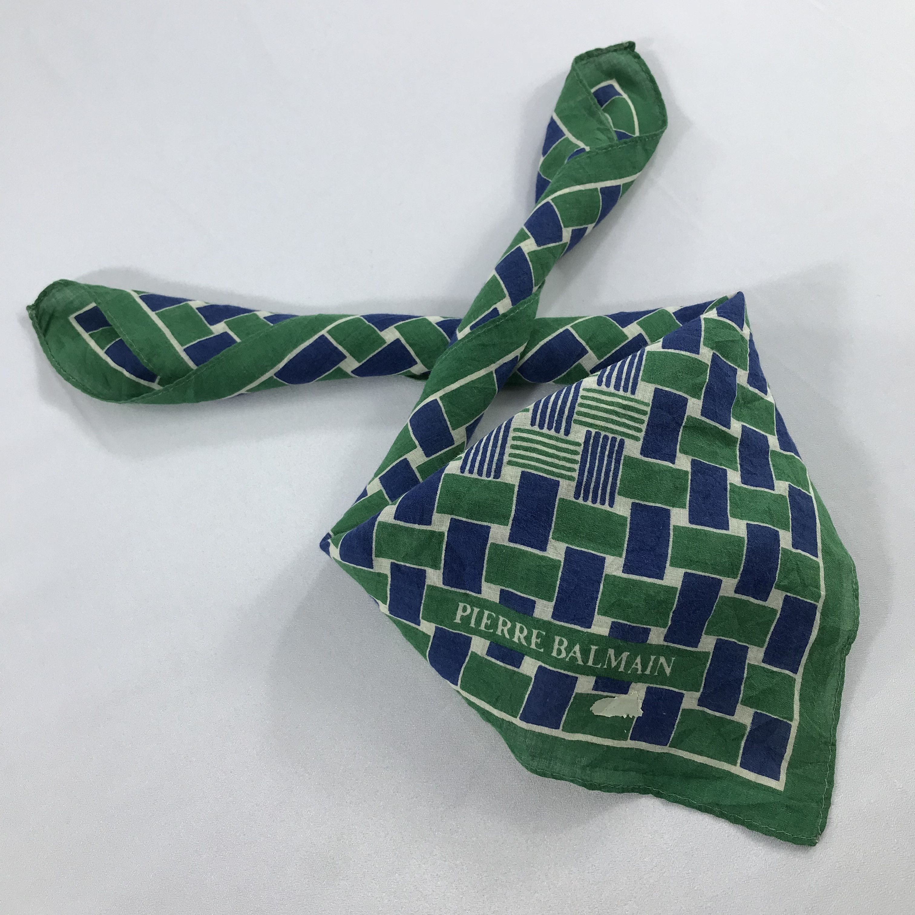 Pierre Balmain × Vintage Pierre Balmain Bandana / Handkerchief / Neckerchief - S2375 Size ONE SIZE - 4 Thumbnail