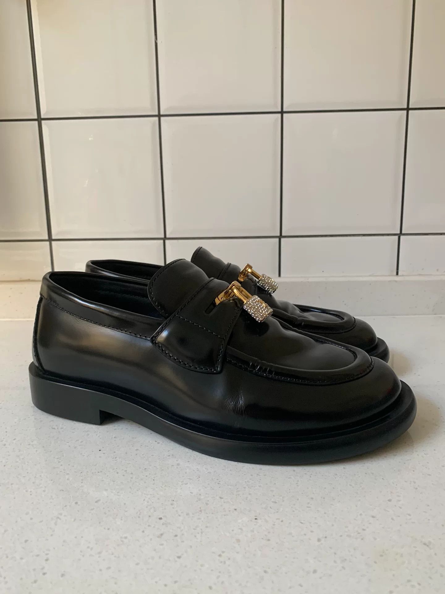 Louis Vuitton Louis Vuitton Diamond Buckle Loafers Size US 6 / IT 36 - 1 Thumbnail