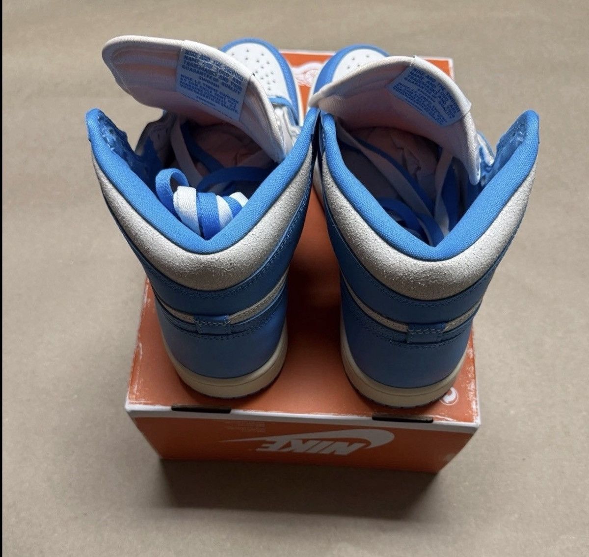 Jordan Brand Nike Air Jordan 1 Retro High OG UNC Reimagined Mens 7 NEW! Size US 7 / EU 40 - 4 Thumbnail