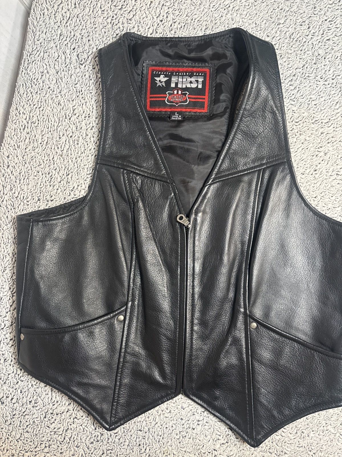 Other First Leather Apparel Blk Genuine Leather Vest Classic Biker Size US L / EU 52-54 / 3 - 1 Thumbnail