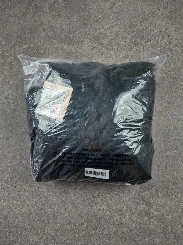 Supreme Supreme Mens Reversible Black Softshell Raincoat Size M Size US M / EU 48-50 / 2 - 13 Thumbnail