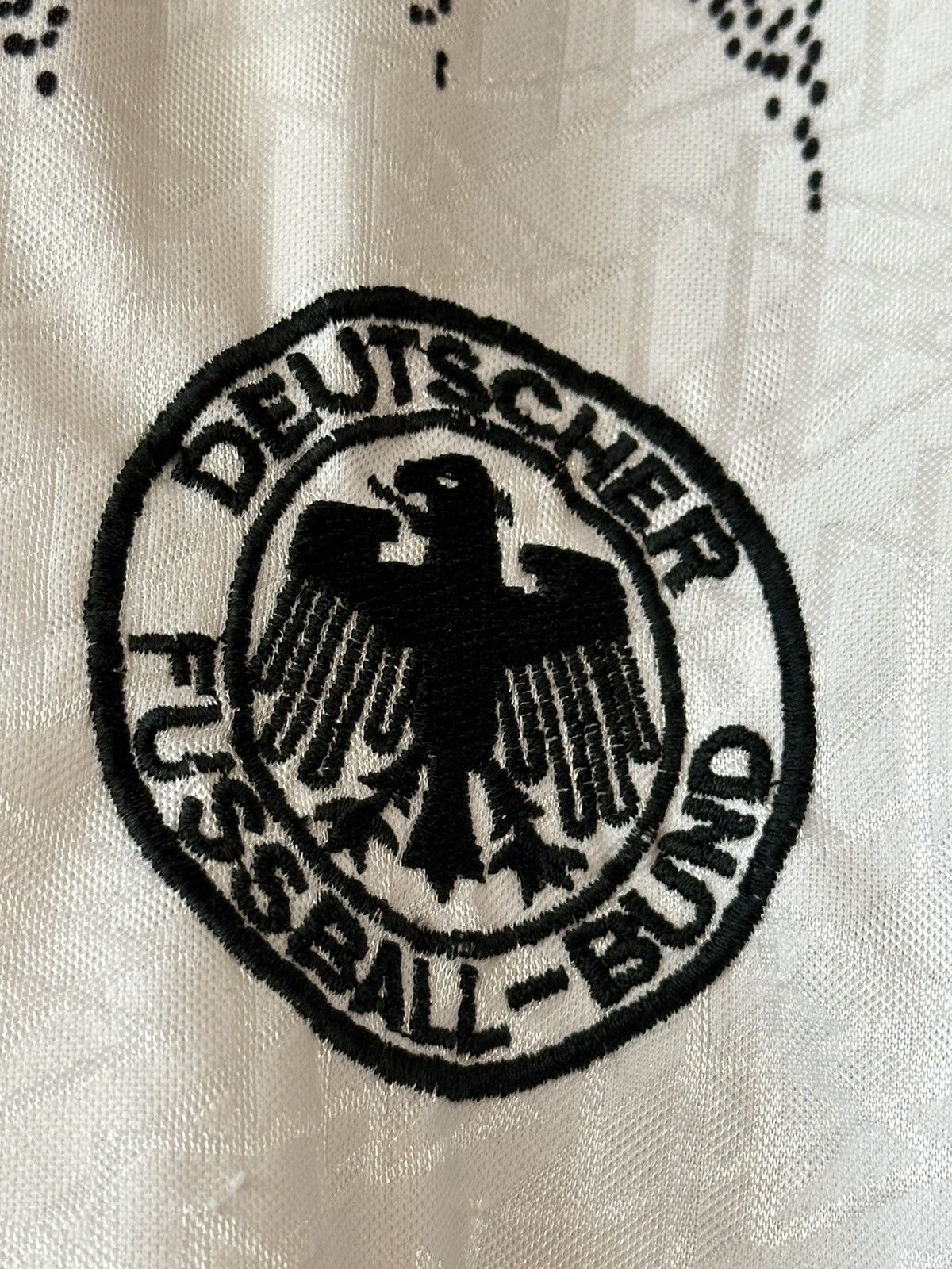 Vintage ADIDAS GERMANY 1994 1996 HOME FOOTBALL SHIRT SOCCER JERSEY Size US L / EU 52-54 / 3 - 6 Thumbnail