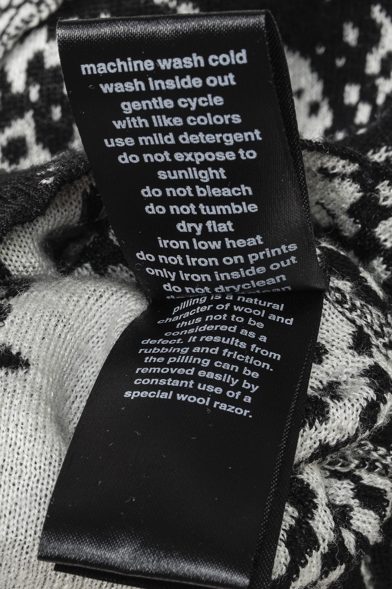 Rundholz Rundholz Black Label Graphic Print Cropped Cardigan Size L / US 10 / IT 46 - 9 Thumbnail