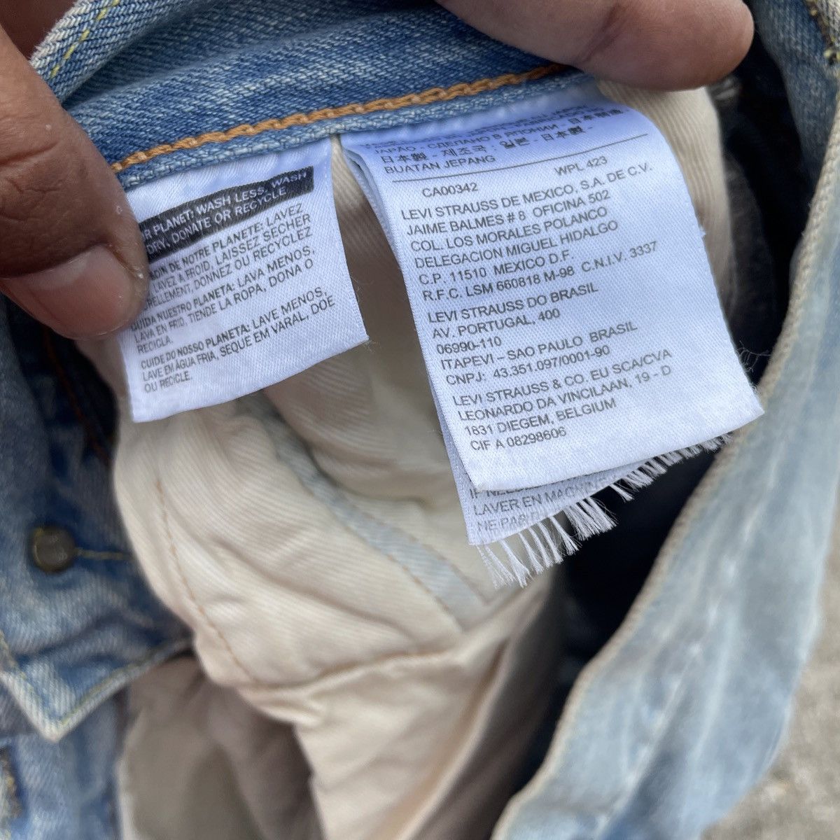 Japanese Brand Vintage Y2k Levis Patchwork Distressed Denim Jeans Size US 32 / EU 48 - 7 Thumbnail
