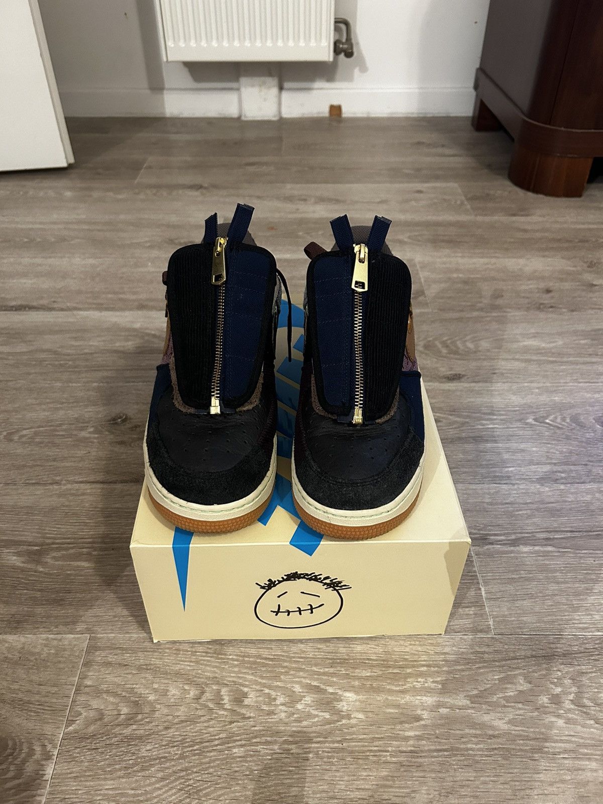 Nike × Travis Scott Air Force 1 Low/ Cactus Jack Size US 8.5 / EU 41-42 - 7 Thumbnail