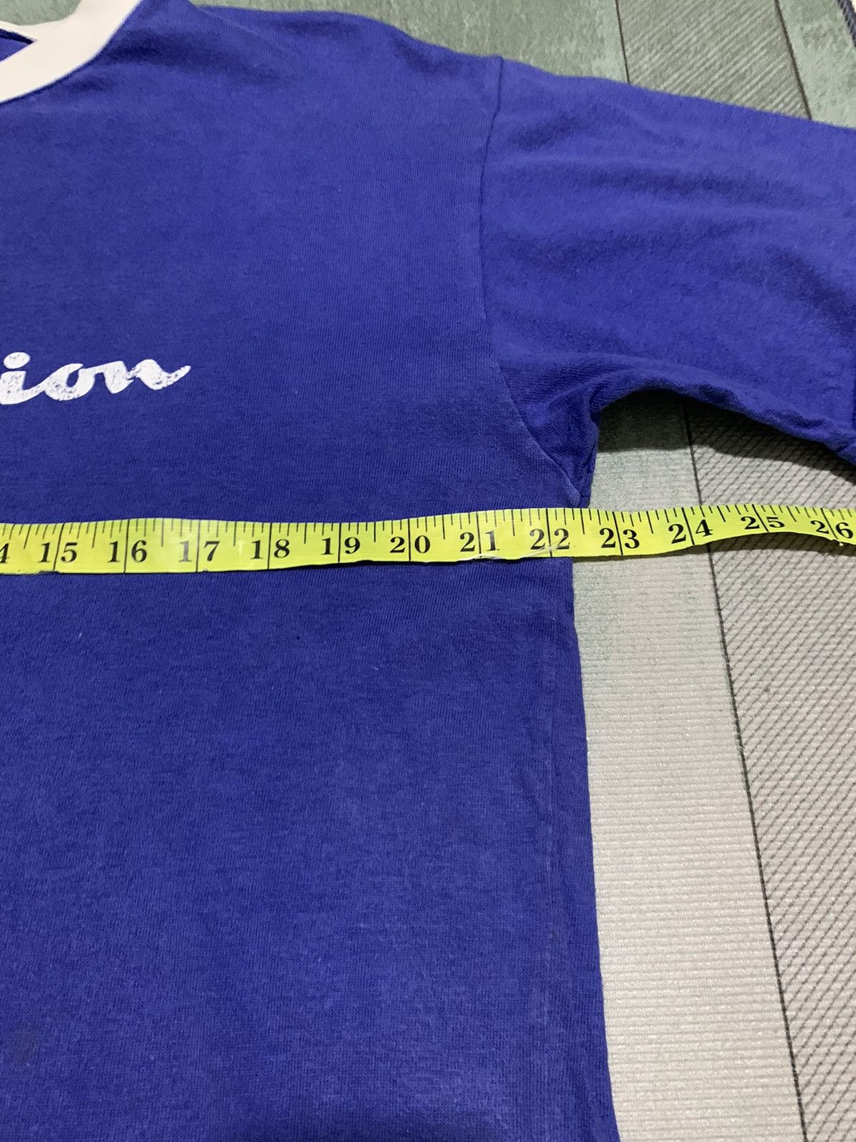 Champion Vintage Champion Tee size L Size US L / EU 52-54 / 3 - 10 Thumbnail