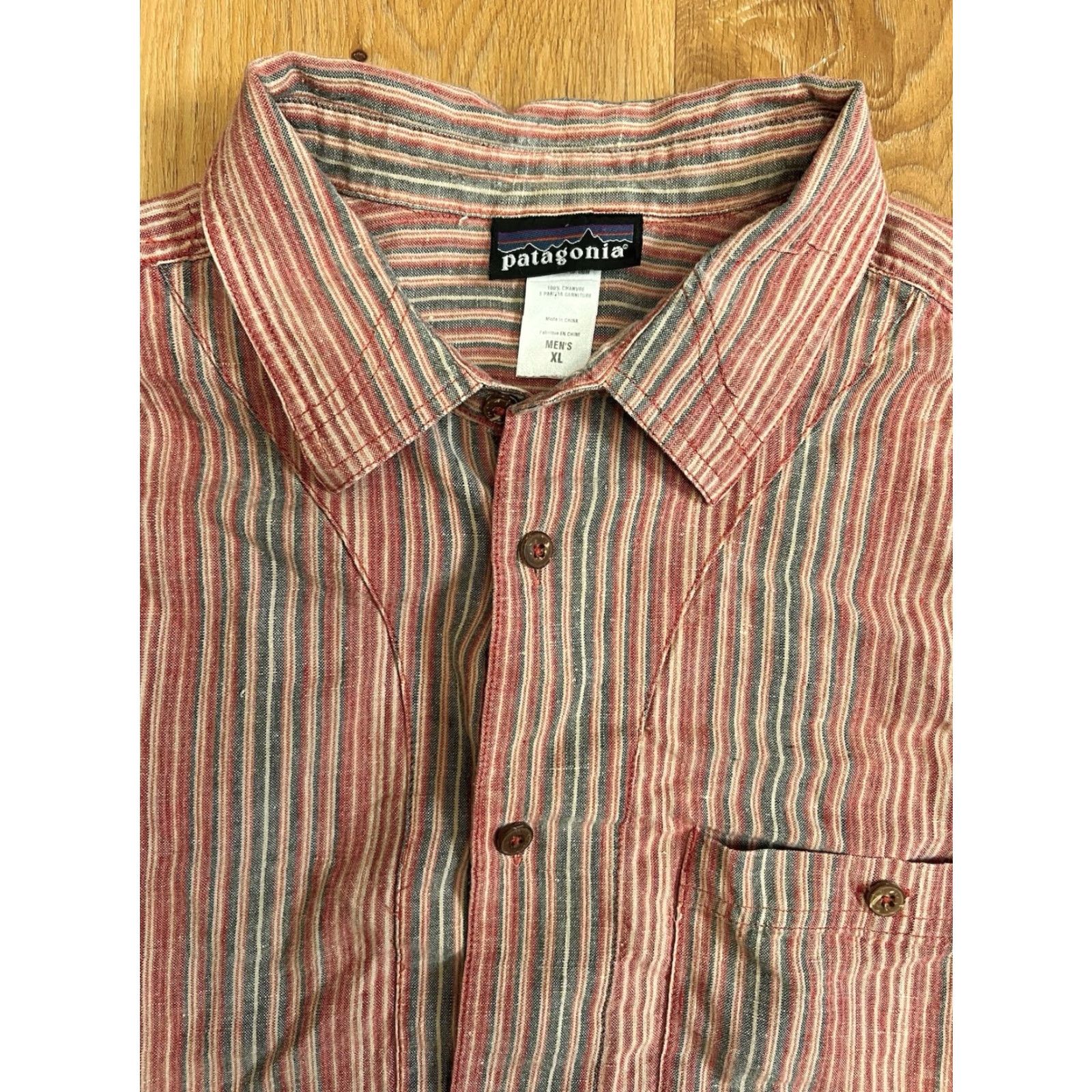 Patagonia VINTAGE Patagonia Hemphasis Shirt Mens XL Red Gray Striped Hemp Surf Hiking Button-Up Short Sleeve Casual Workwear Size US XL / EU 56 / 4 - 3 Thumbnail