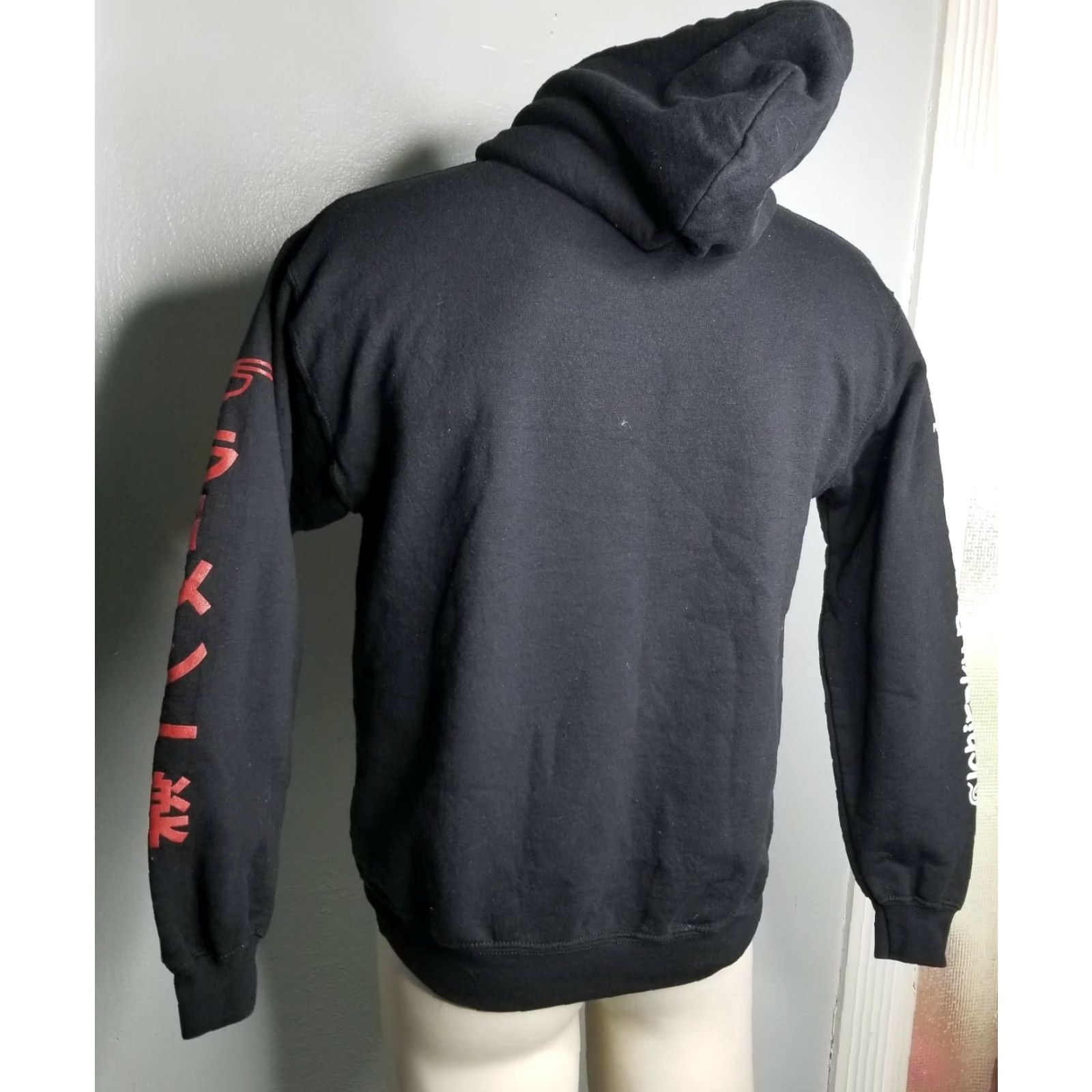 Vintage NARUTO SHIPPUDEN ICHIRAKU RAMEN SHOP MEN Sz M BLACK HOODIE OFFICIAL VIZ MEDIA Size US M / EU 48-50 / 2 - 2 Thumbnail
