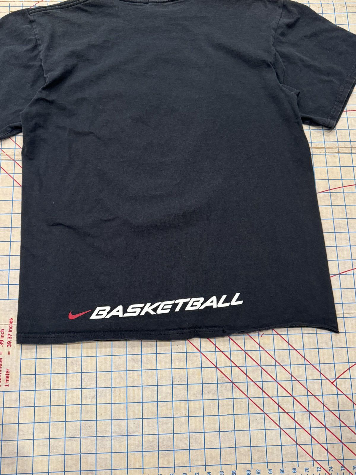 Nike Vintage Y2K Nike Basketball LeBron James Tee Medium Black Size US M / EU 48-50 / 2 - 10 Thumbnail