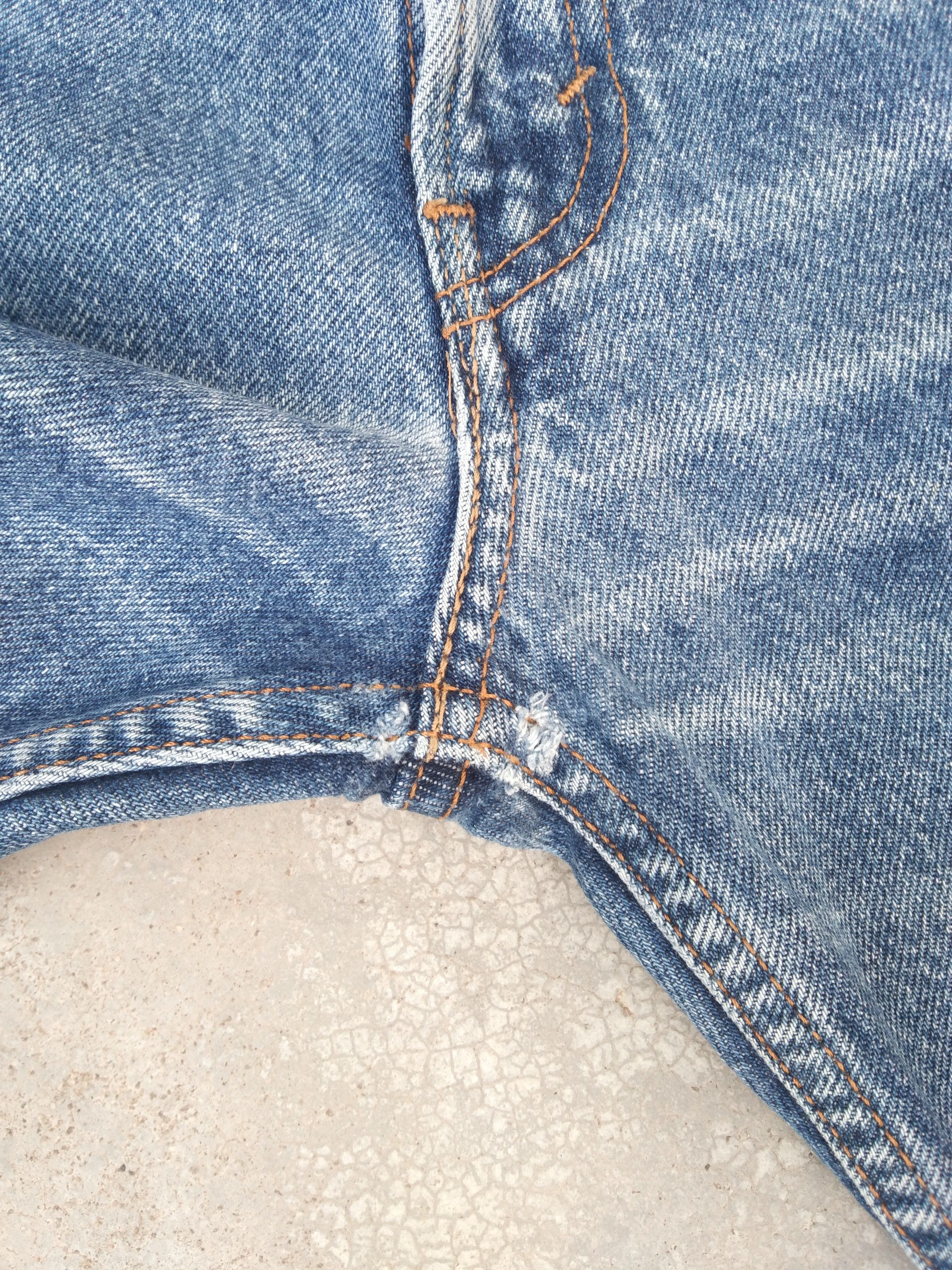 Jean × Levi's × Vintage Vintage Levis Jeans 505 Distressed Denim 38x32 Size US 38 / EU 54 - 6 Thumbnail