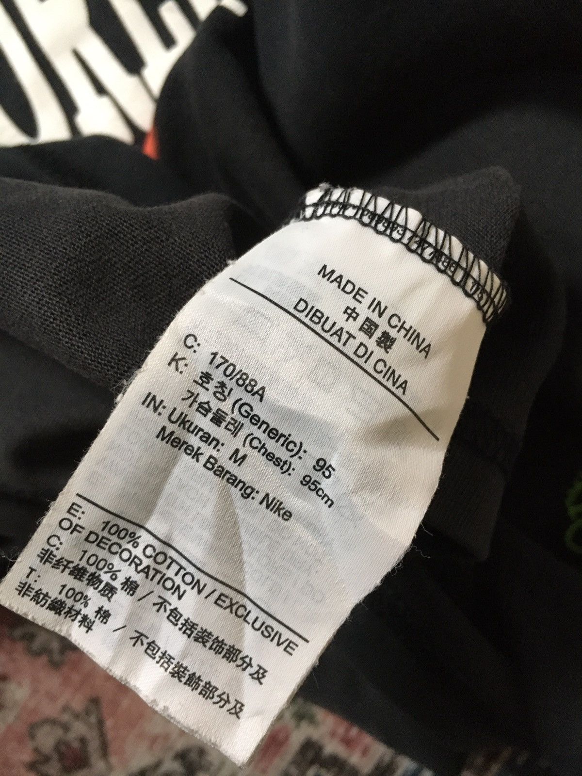 Nike Nike World Tour Black T shirt Size US M / EU 48-50 / 2 - 7 Thumbnail