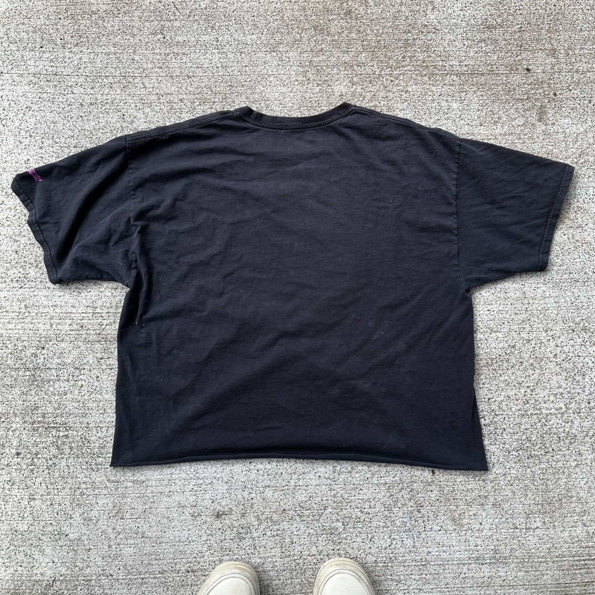 Vintage Vintage Harley Quin Cropped Graphic T-Shirt Size 2XL Size US XXL / EU 58 / 5 - 6 Thumbnail