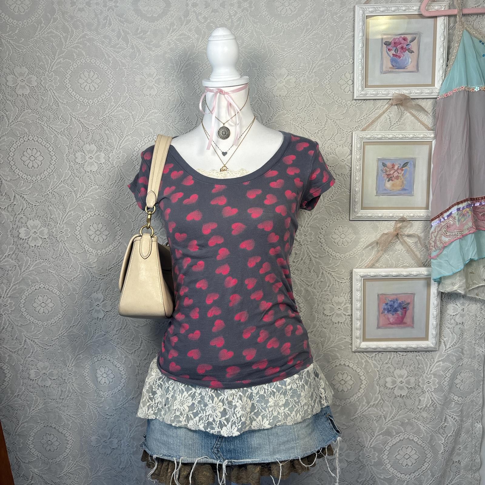 Other y2k fitted heart baby tee with synching on the side Size S / US 4 / IT 40 - 1 Thumbnail
