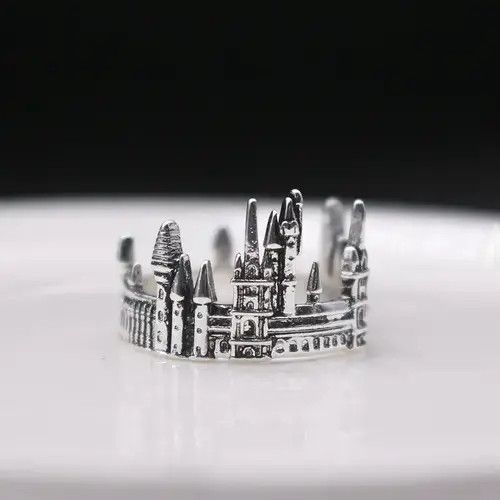 Jewelry × Vintage Old Castle Rings Size 7 8 9 Size ONE SIZE - 1 Thumbnail