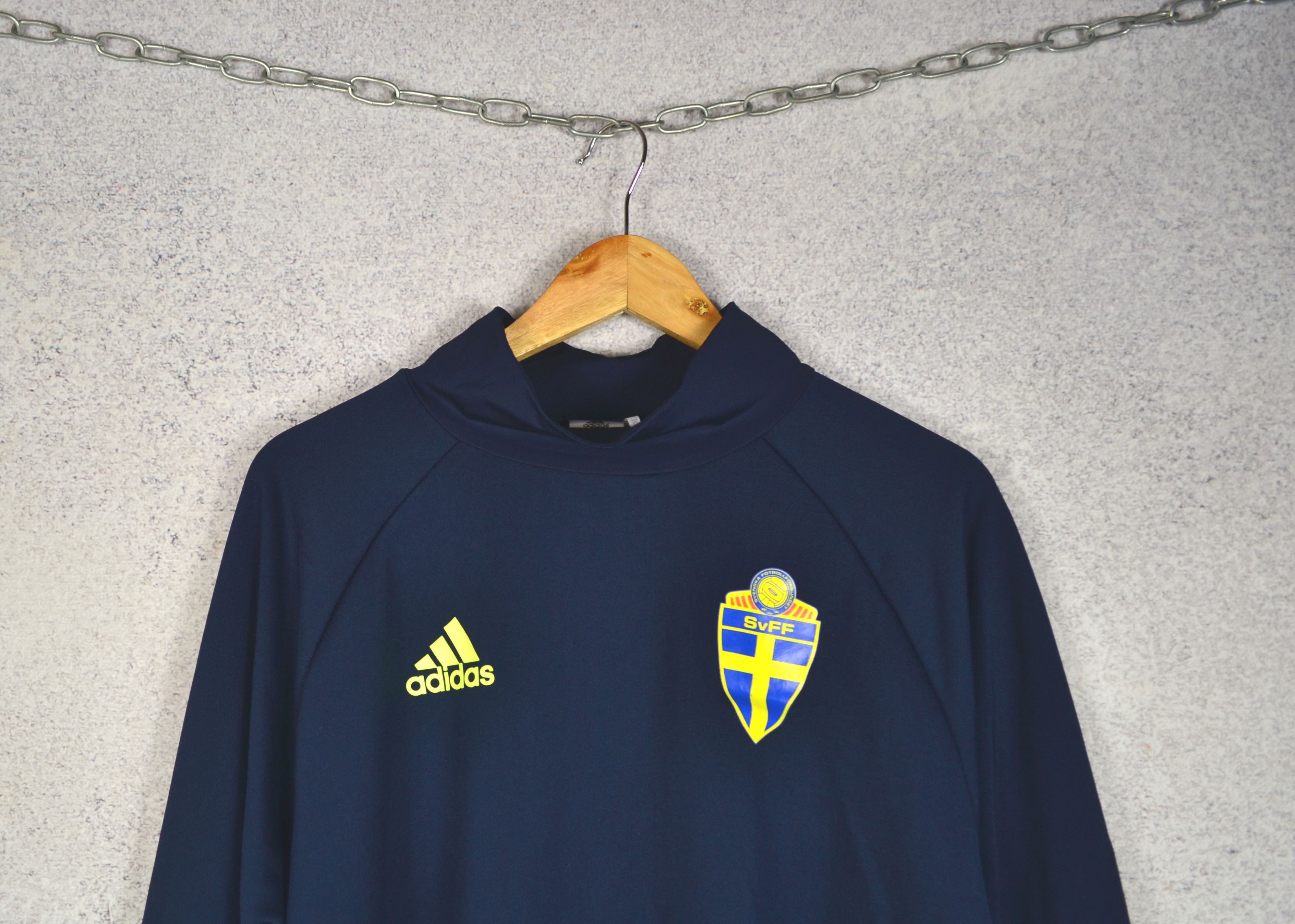 Adidas Sweden 2016 2017 Training Top Shirt Football Jersey Adidas Size US XL / EU 56 / 4 - 2 Thumbnail