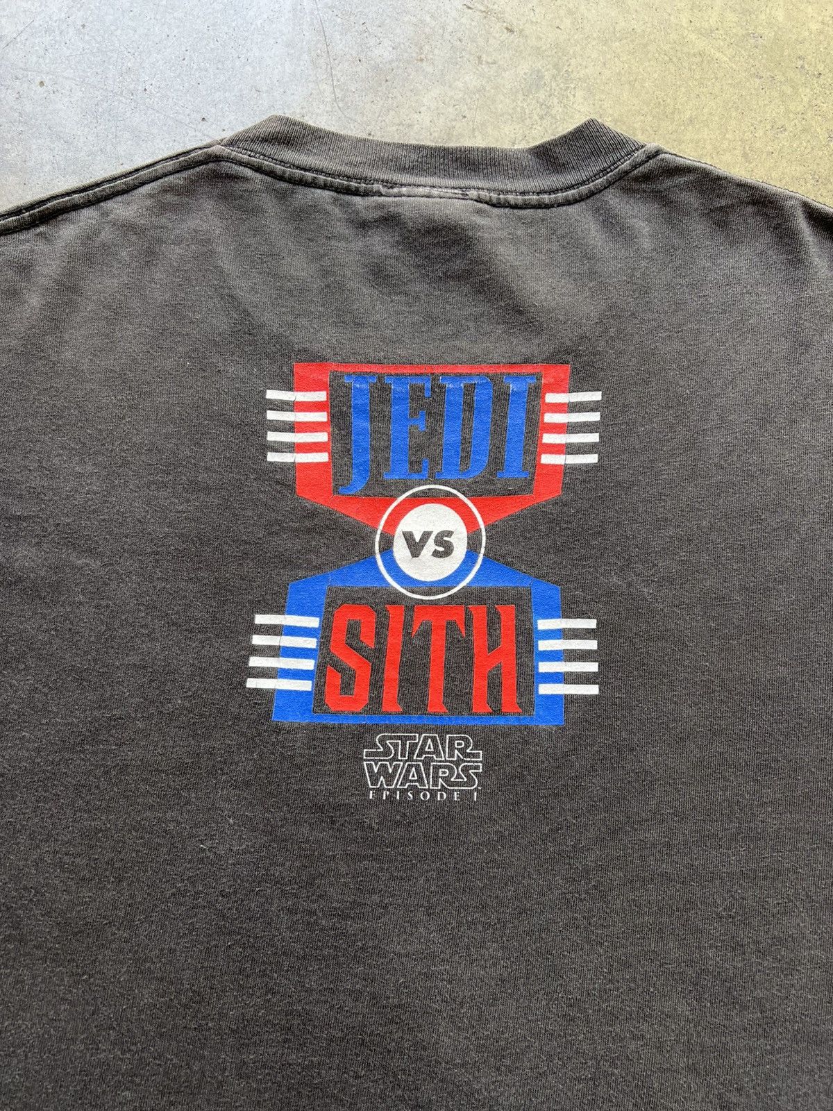 Star Wars × Vintage 1999 Star Wars Phantom Menace Jedi vs Sith Movie Tee Shirt Size US L / EU 52-54 / 3 - 8 Thumbnail