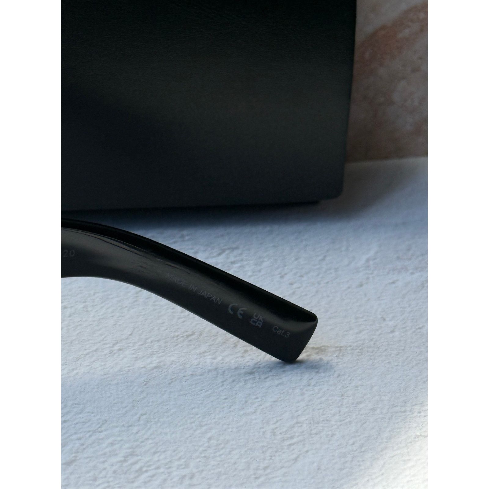 Saint Laurent Paris NEW Saint Laurent SL697 Unisex Sunglasses in Black Size ONE SIZE - 6 Thumbnail