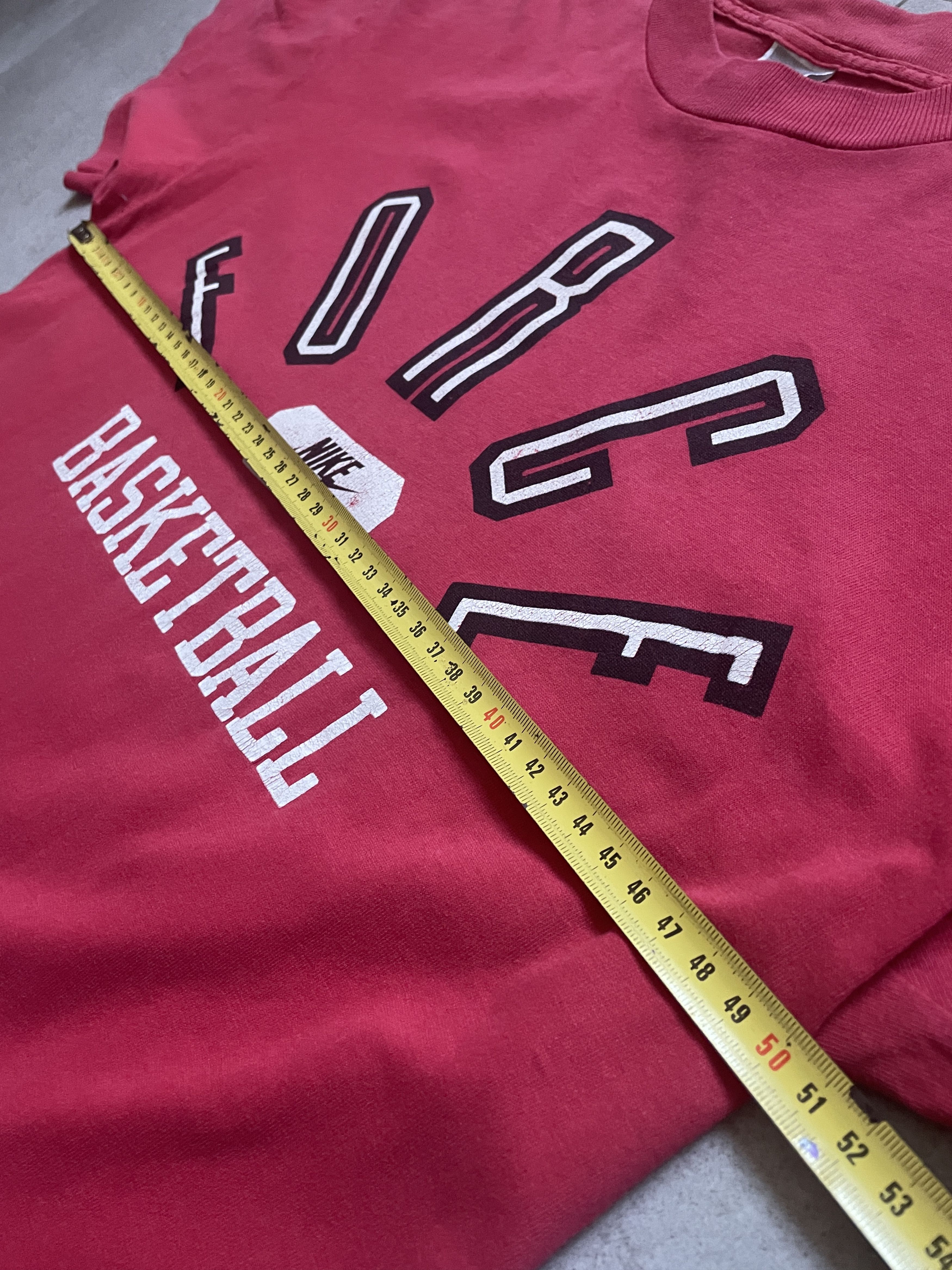 Nike VINTAGE 80S NIKE FORCE BASKETBALL WASHED RED TEE Size US L / EU 52-54 / 3 - 6 Thumbnail