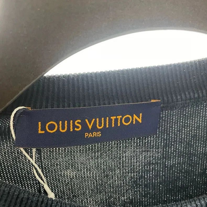 Louis Vuitton Louis Vuitton Nigo collaboration heart short. Size US L / EU 52-54 / 3 - 4 Thumbnail