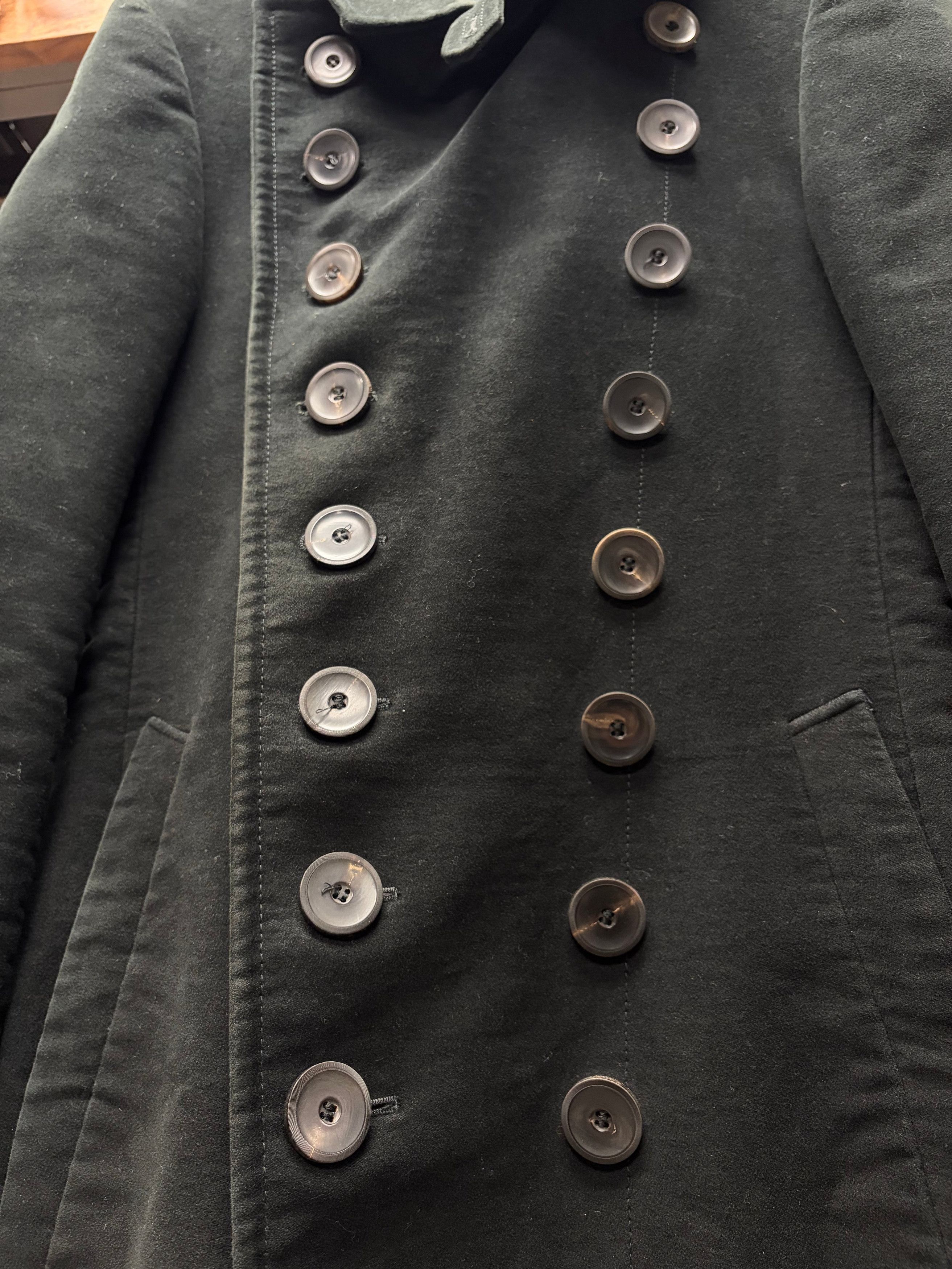 Gucci Vintage Gucci Black Moleskin Genuine Horn Button Double Breasted Full Length Coat Size US M / EU 48-50 / 2 - 2 Thumbnail